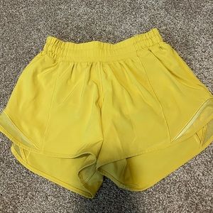 lululemon hotty hots